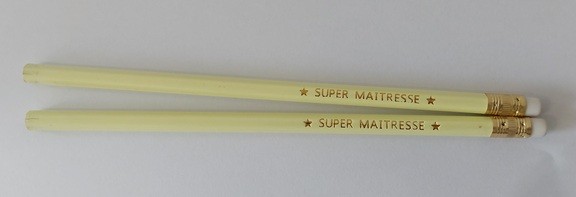 Crayons maîtresse "jaune"