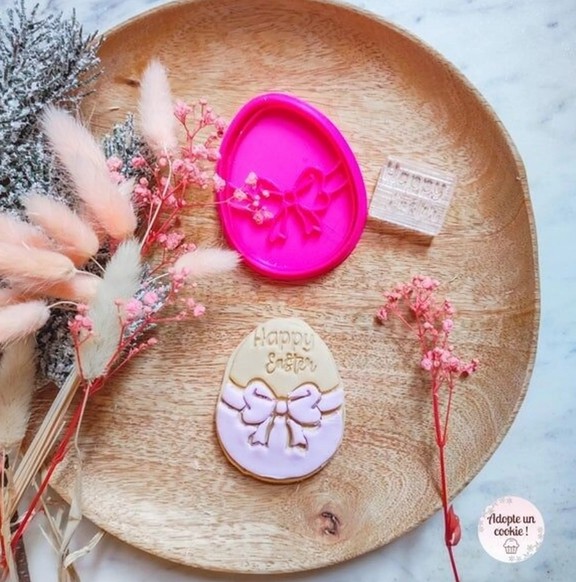 Emporte pièce - Œufs et son nœud